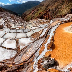 Maras, Moray & Salineras: Explora Moray, Maras y sus salineras en este viaje único por el Valle Sagrado.